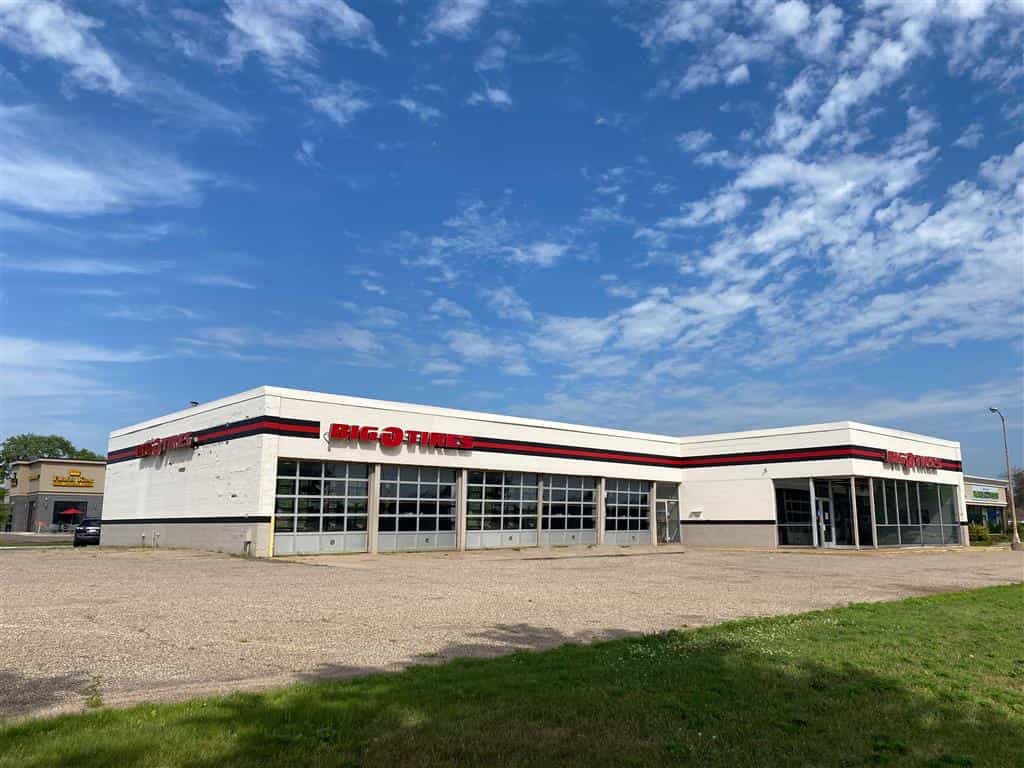 Avison Young arranges lease for new DVS inspection station in Brooklyn Center, MN